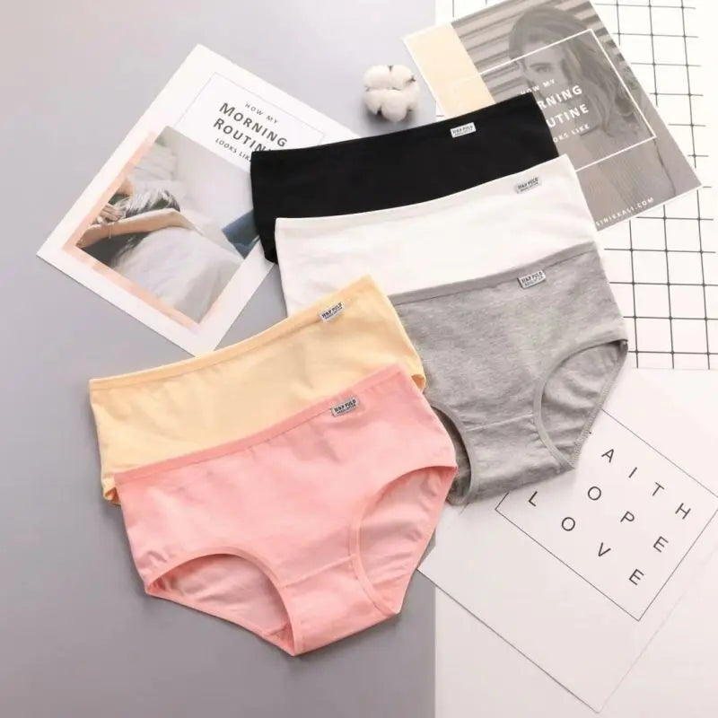 7-Piece Set of Women's Breathable Cotton Underwear - Soft and Comfortable