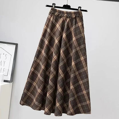 Korean-Inspired Thick Woolen High-Waist Plaid Pleated Long Skirt for Women