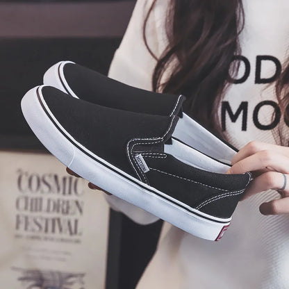 Unisex Comfortable Casual Thick-Soled Canvas Sneakers