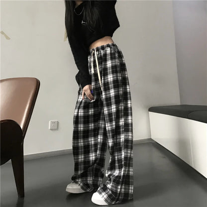 Women's Oversized Black Sweatpants - Loose Fit and Elastic Waistband