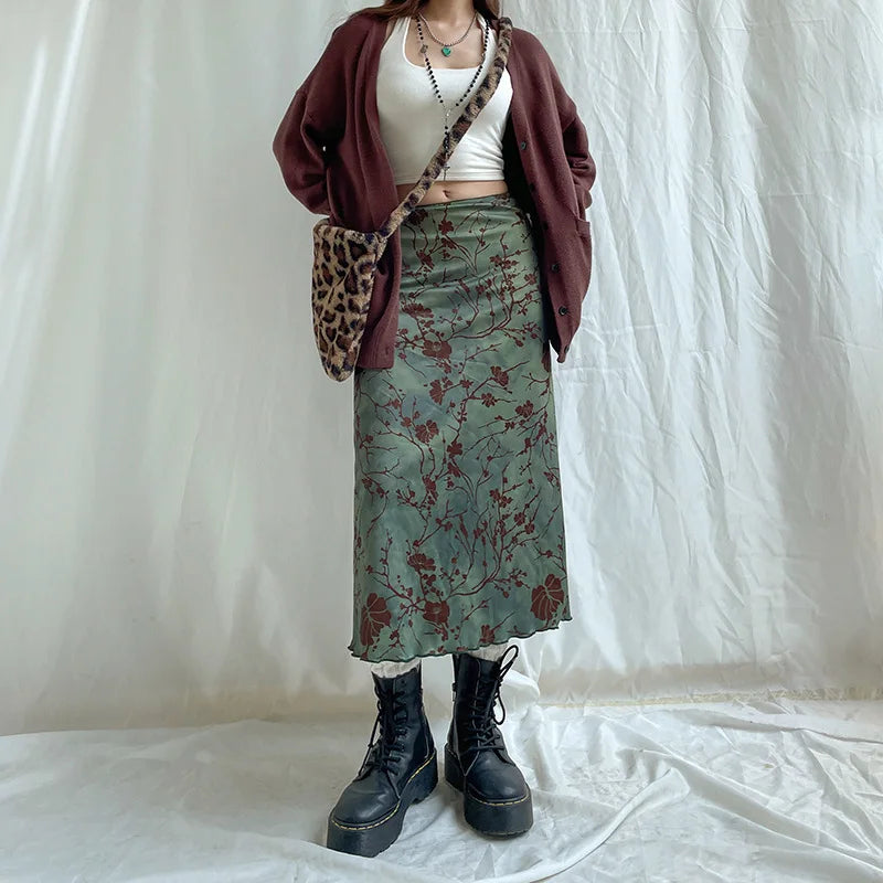 High-Waisted Mid-Length Skirt with Chinese Style Print