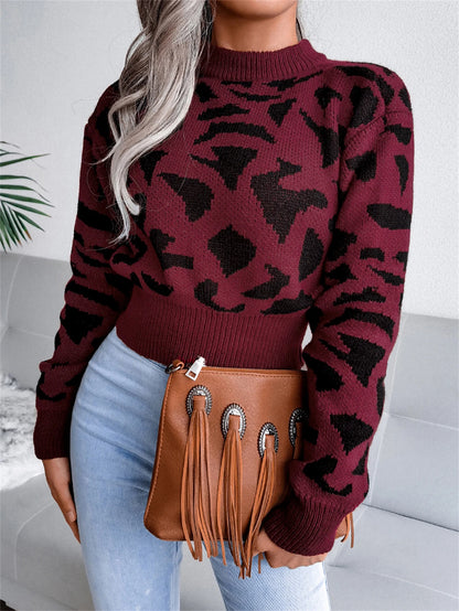 Women's Long Sleeve Knitted Sweater with Leopard Print