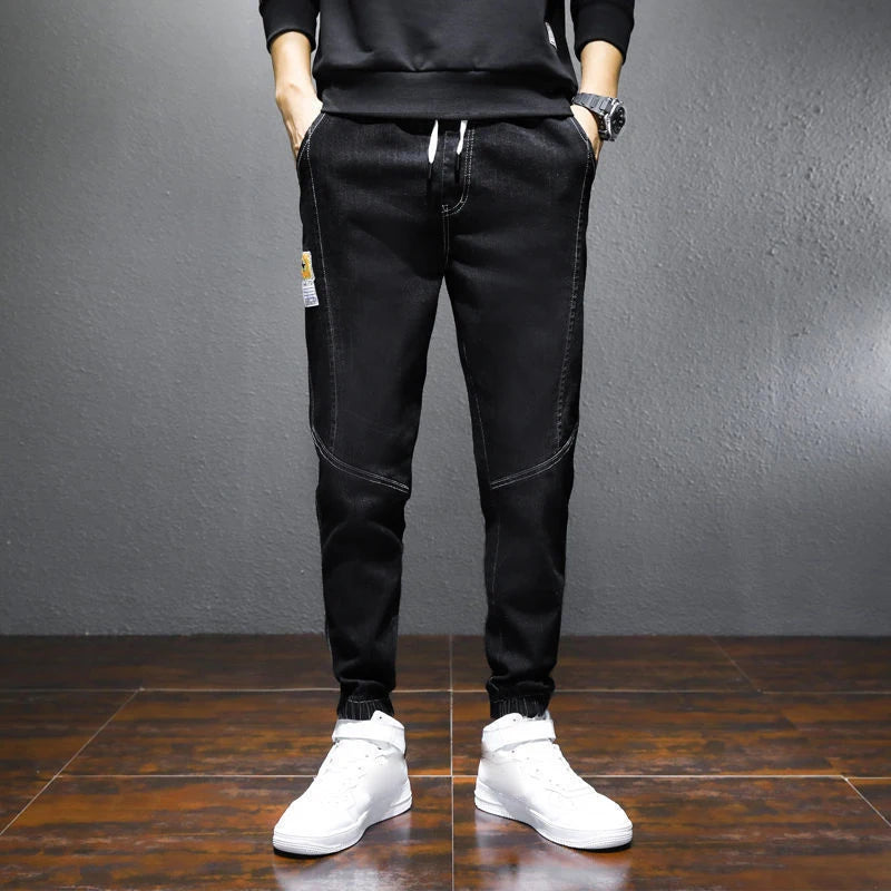 Men's Elastic-Waist Joggers With Drawstring - In Black