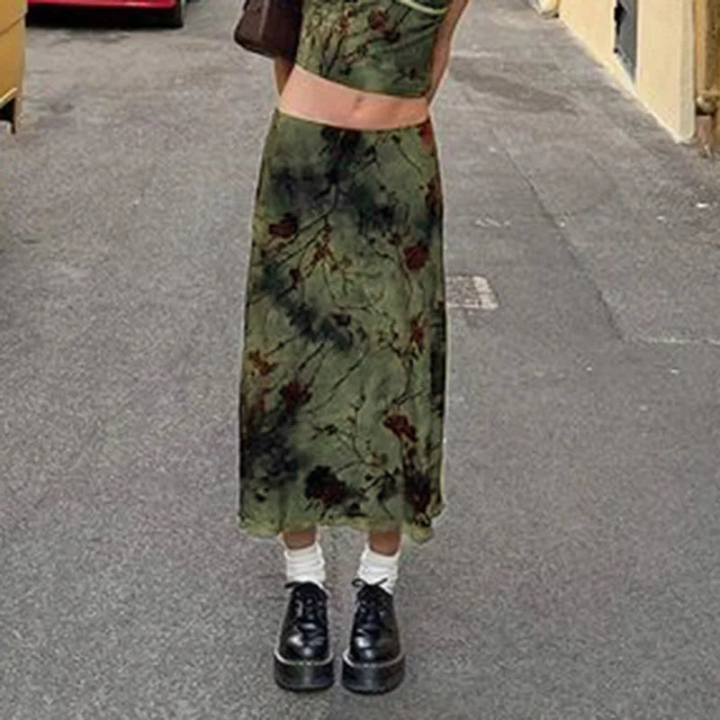 High-Waisted Mid-Length Skirt with Chinese Style Print